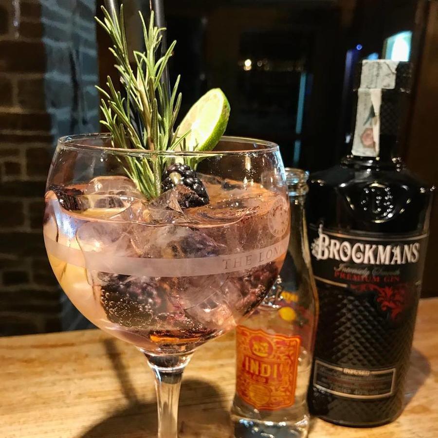 拉塔纳德洛索甘尼酒店 蓬泰迪莱尼奥 外观 照片
